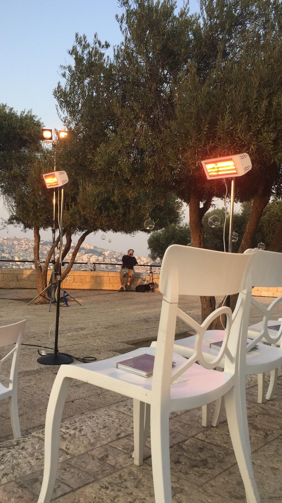 картинка Heliosa Hi Design 44 Белый 2000 Вт с вилкой официального представителя в России